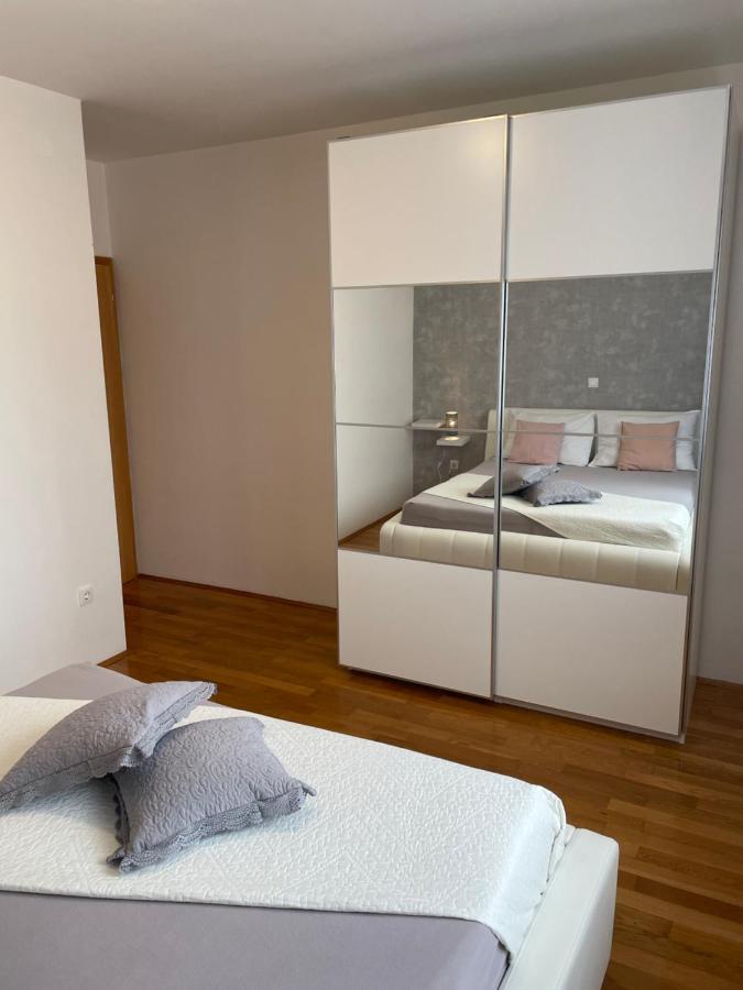 Tony Apartmán *