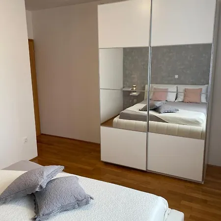 Apartments Tony Biograd Na Moru Exterior photo