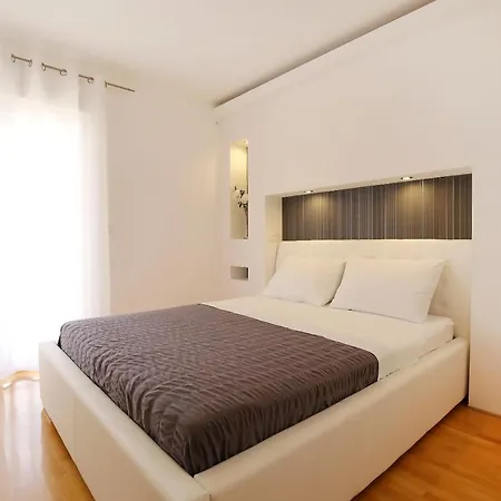 Apartments Tony Biograd Na Moru Exterior photo