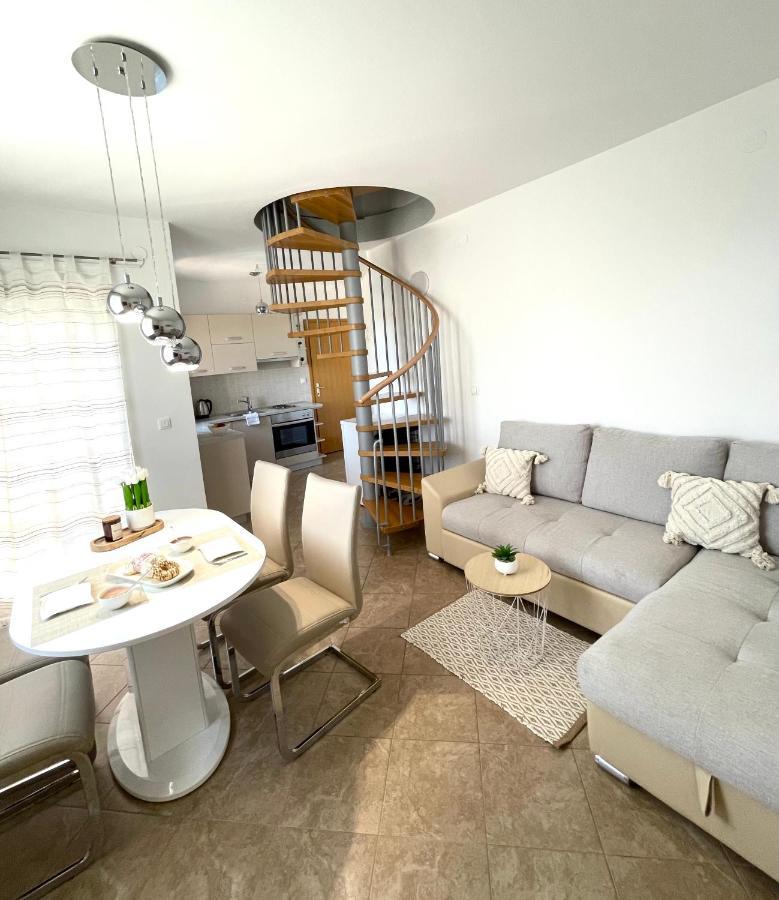 Tony Apartment *