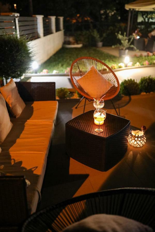 Apartment Tony Biograd Na Moru